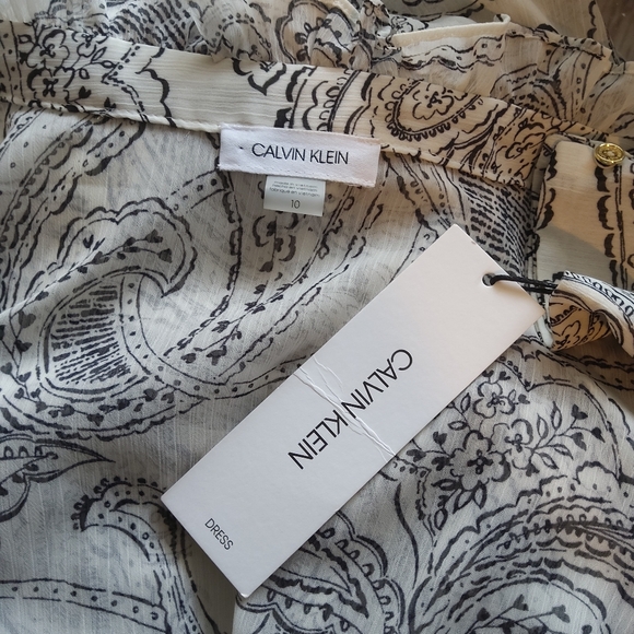 Calvin Klein Long-sleeved Dress - Picture 8 of 9